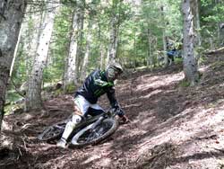 cycles et nature a vallnord pour la dh cup